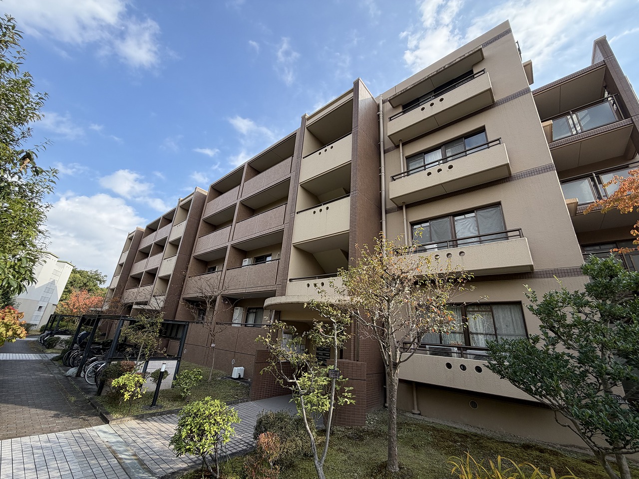 閑静な住宅街に佇むリノベーション済物件。●価格改定しました！（1,890万円→1,690万円）