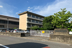 稲沢西中学校